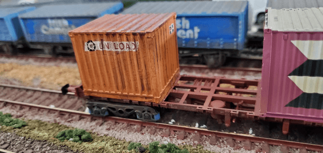 Uniload container 