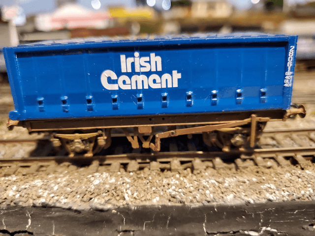 Pallet cement wagon (curtain sided)