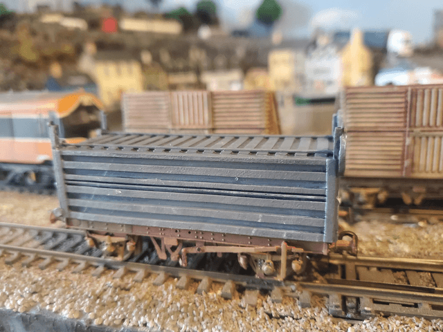 Pallet cement wagon (steel sided)
