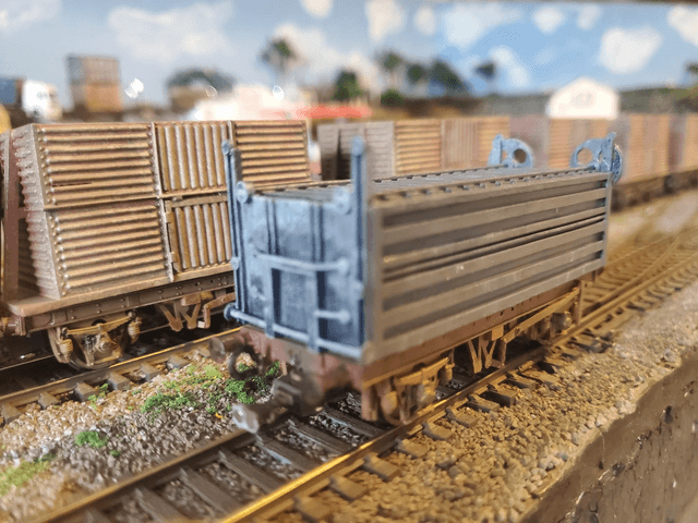 Pallet cement wagon (steel sided)