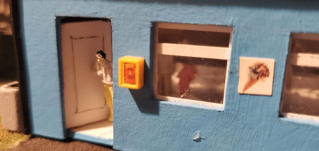 Defibrillator box 